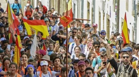  El Desafío de la Juventud: Jóvenes Malayos Enfrentan la Crisis Climática