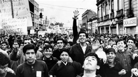 La Revuelta de los Estudiantes de 1978: Un Movimiento Progresista Liderado por Hadi Subiyanto